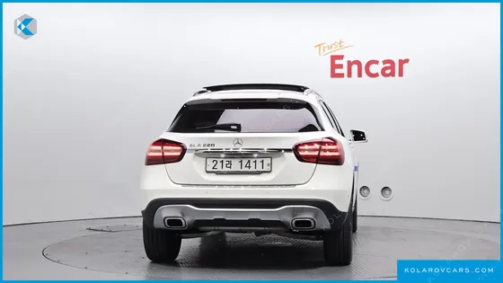 MERCEDES GLA-CLASS GLA220 PREMIUM