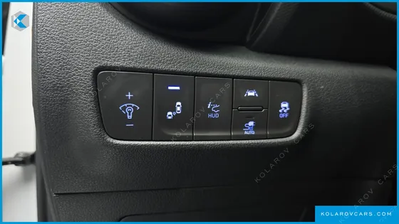 HYUNDAI KONA PREMIUM