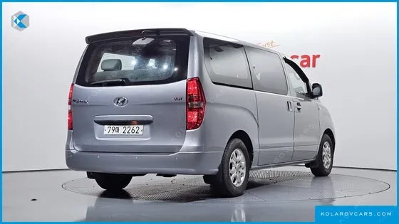 HYUNDAI STAREX 12-SEATER WAGON