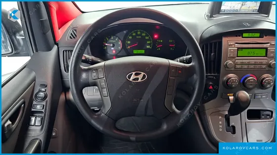 HYUNDAI STAREX 12-SEATER WAGON