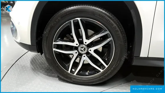MERCEDES GLA-CLASS GLA220