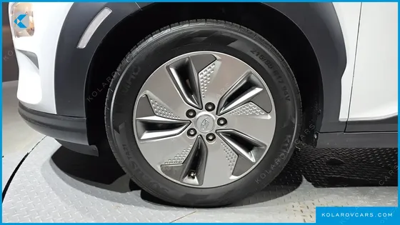 HYUNDAI KONA MODREN