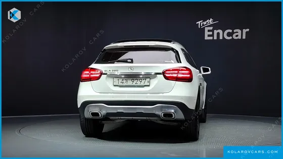 MERCEDES GLA-CLASS GLA220 PREMIUM