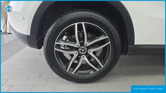 MERCEDES GLA-CLASS GLA220 PREMIUM