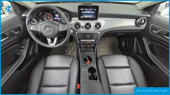 MERCEDES GLA-CLASS GLA220 PREMIUM