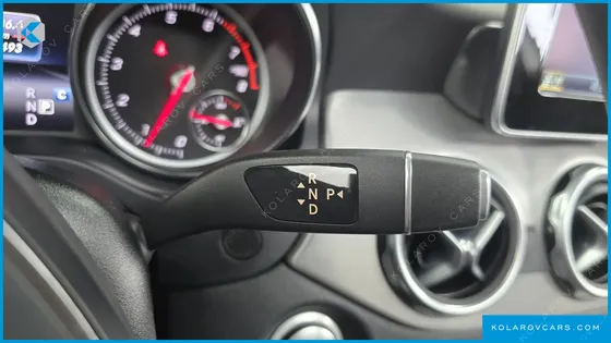 MERCEDES GLA-CLASS GLA220 PREMIUM