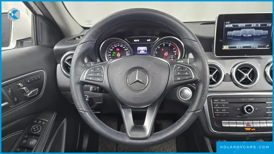 MERCEDES GLA-CLASS GLA220 PREMIUM