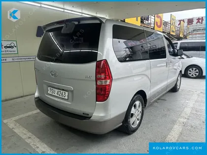 HYUNDAI STAREX 11-SEATER WAGON HVX