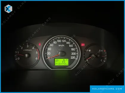 HYUNDAI STAREX 11-SEATER WAGON HVX