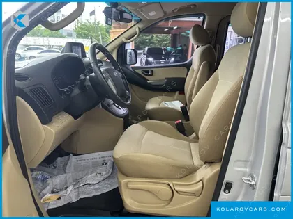 HYUNDAI STAREX 11-SEATER WAGON HVX