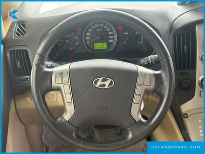 HYUNDAI STAREX 11-SEATER WAGON HVX