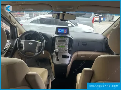 HYUNDAI STAREX 11-SEATER WAGON HVX