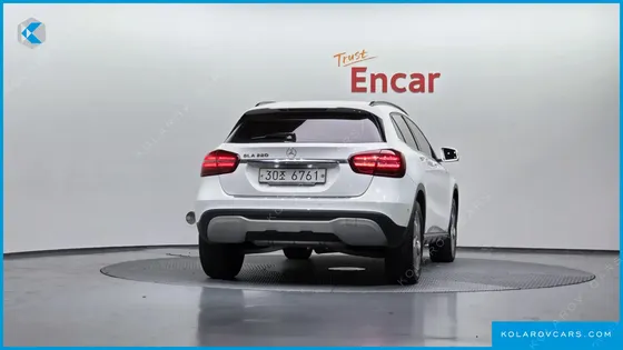 MERCEDES GLA-CLASS GLA220