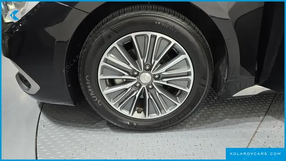 HYUNDAI GRANDEUR EXCLUSIVE