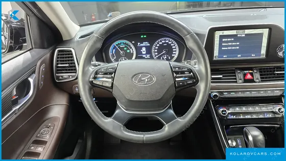HYUNDAI GRANDEUR EXCLUSIVE
