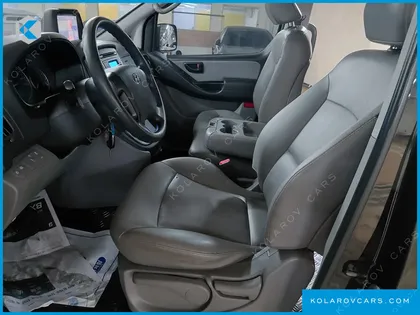 HYUNDAI STAREX 12-SEATER WAGON