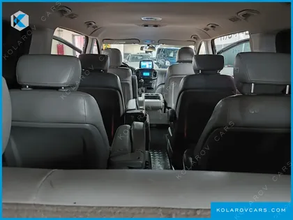 HYUNDAI STAREX 12-SEATER WAGON