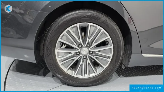 HYUNDAI GRANDEUR EXCLUSIVE