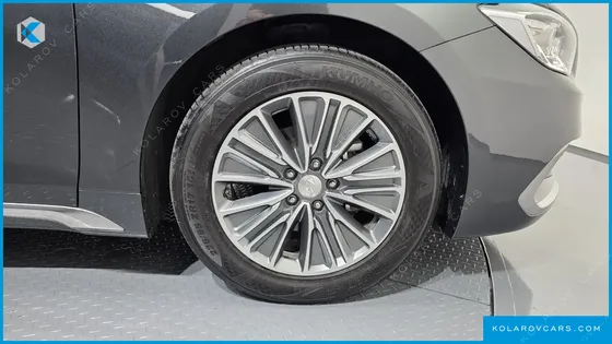 HYUNDAI GRANDEUR EXCLUSIVE