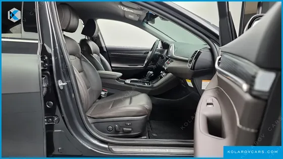 HYUNDAI GRANDEUR EXCLUSIVE