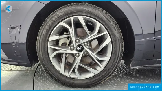 HYUNDAI SONATA 2.0