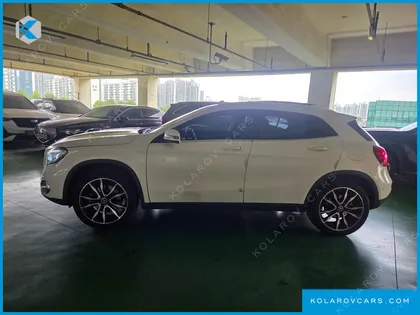 MERCEDES GLA-CLASS GLA250 4MATIC
