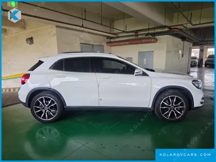 MERCEDES GLA-CLASS GLA250 4MATIC