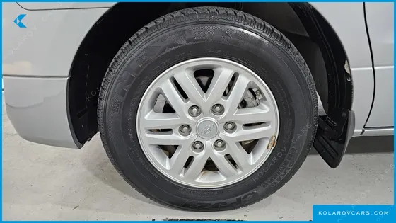 HYUNDAI STAREX 12-SEATER WAGON