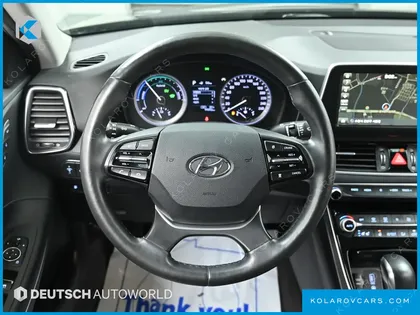 HYUNDAI GRANDEUR EXCLUSIVE