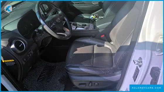 HYUNDAI KONA PREMIUM