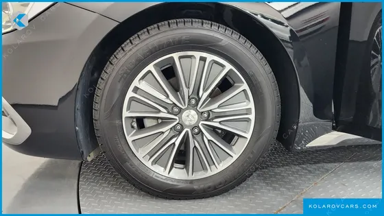 HYUNDAI GRANDEUR EXCLUSIVE
