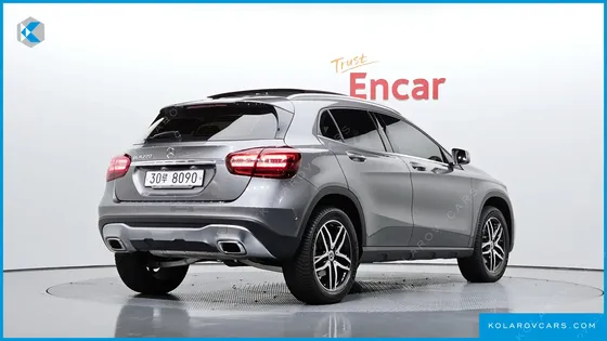 MERCEDES GLA-CLASS GLA220 PREMIUM