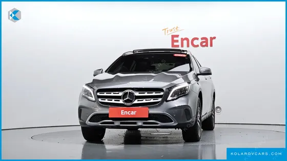 MERCEDES GLA-CLASS GLA220 PREMIUM