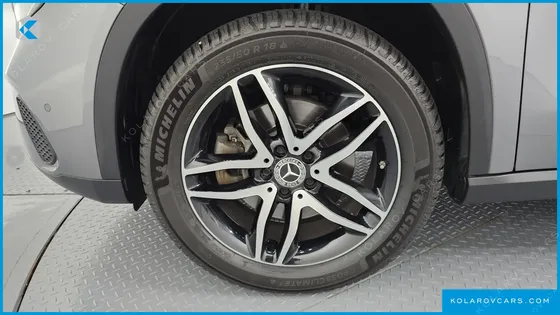 MERCEDES GLA-CLASS GLA220 PREMIUM