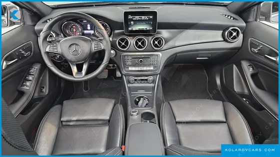 MERCEDES GLA-CLASS GLA220 PREMIUM