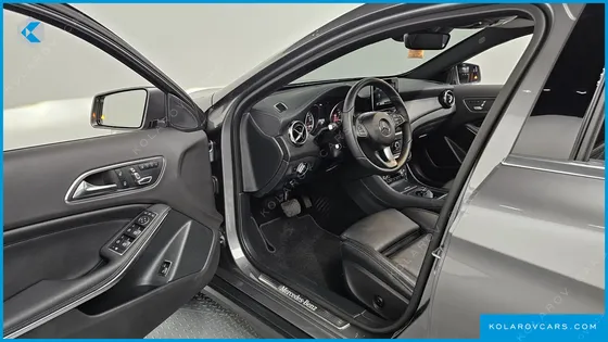 MERCEDES GLA-CLASS GLA220 PREMIUM