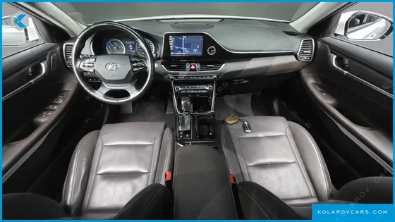 HYUNDAI GRANDEUR EXCLUSIVE