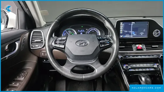 HYUNDAI GRANDEUR EXCLUSIVE
