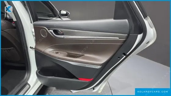 HYUNDAI GRANDEUR EXCLUSIVE