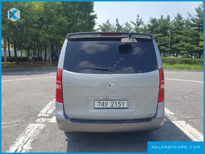 HYUNDAI STAREX 4WD 12-SEATER WAGON