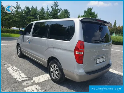 HYUNDAI STAREX 4WD 12-SEATER WAGON