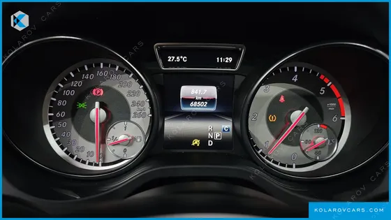 MERCEDES GLA-CLASS GLA200D 4MATIC ACTIVITY EDITION