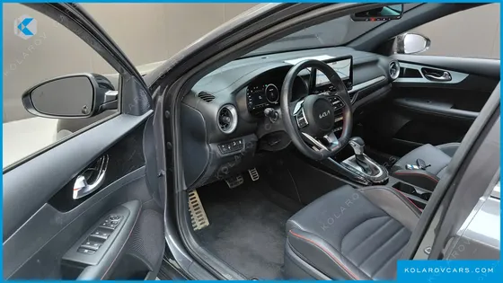 KIA K3 1.6 TURBO GT 5DOOR
