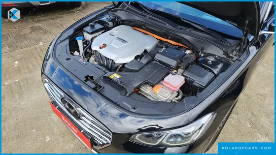 HYUNDAI GRANDEUR EXCLUSIVE