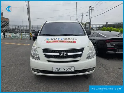 HYUNDAI STAREX 12-SEATER WAGON