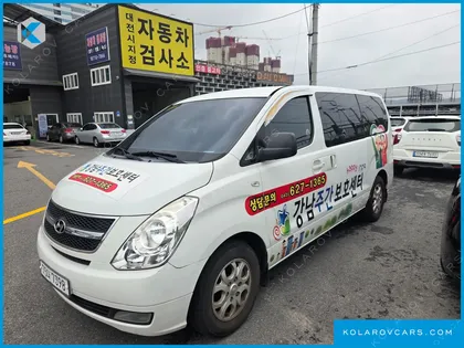 HYUNDAI STAREX 12-SEATER WAGON