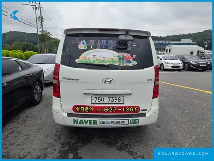 HYUNDAI STAREX 12-SEATER WAGON