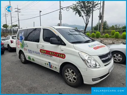 HYUNDAI STAREX 12-SEATER WAGON