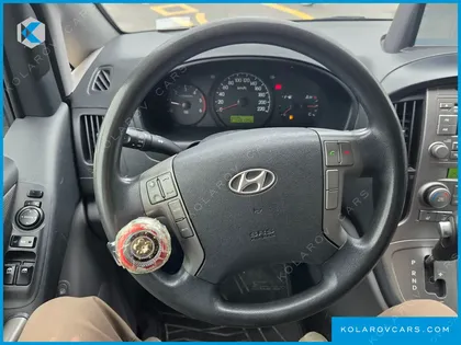 HYUNDAI STAREX 12-SEATER WAGON