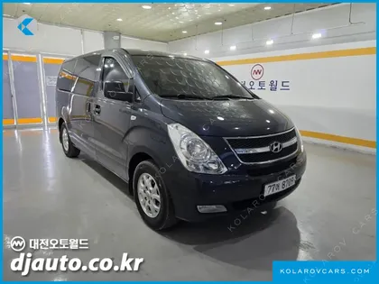 HYUNDAI STAREX 12-SEATER WAGON